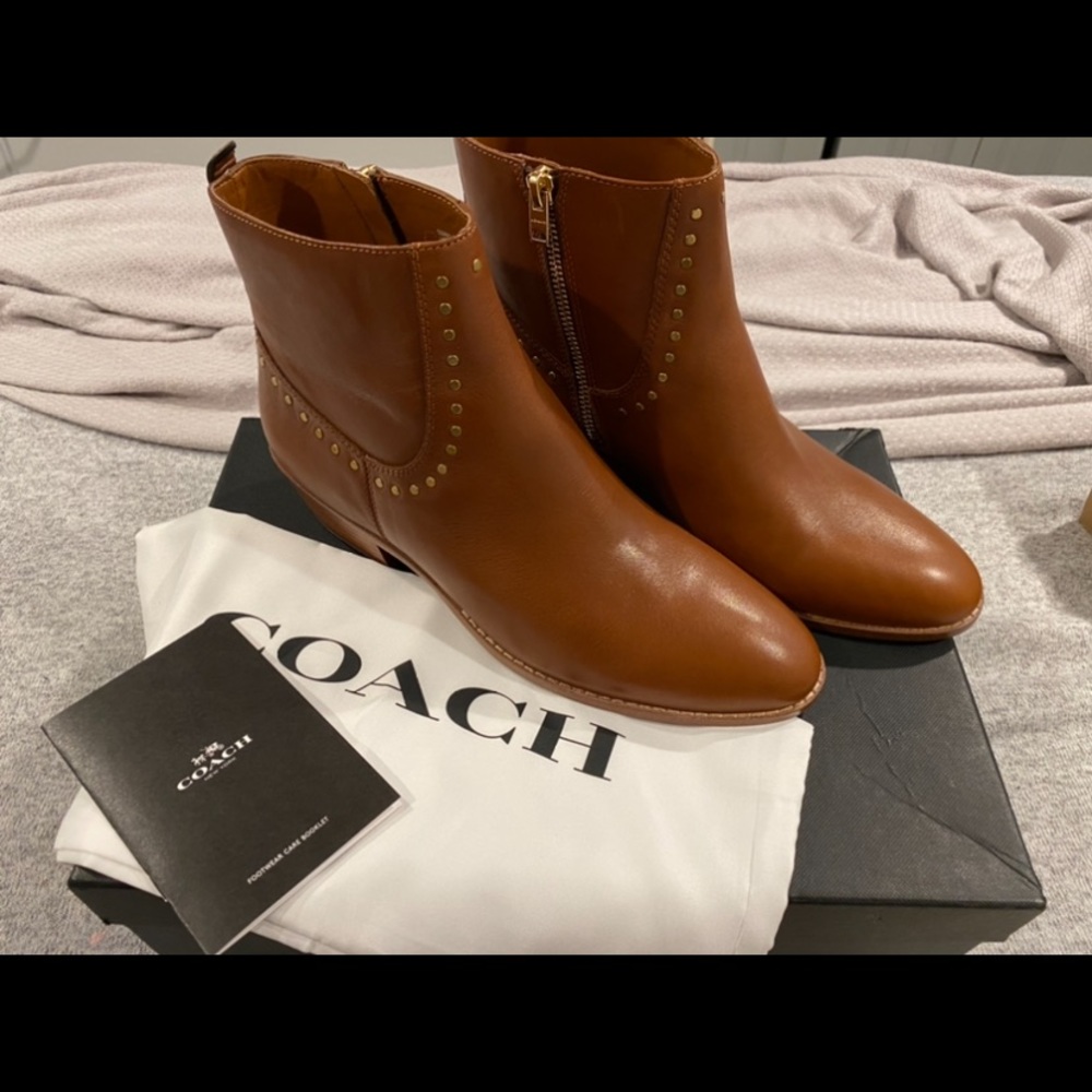 COPY - New coach dress boots